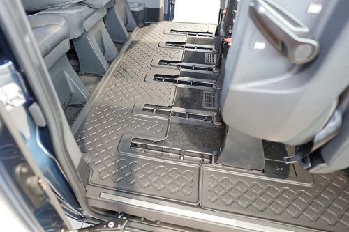 Ford Custom ( 2018- ) 3. üléssor  Aristar magasperemű 3D gumiszőnyeg szett