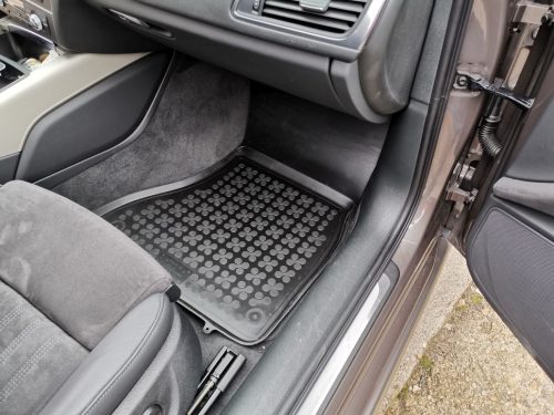 Audi A6 C7 ( 2011-2018 ) / Audi A7 I Sportback ( 2010-2017 ) magasperemű  Gumiszőnyeg szett (RE