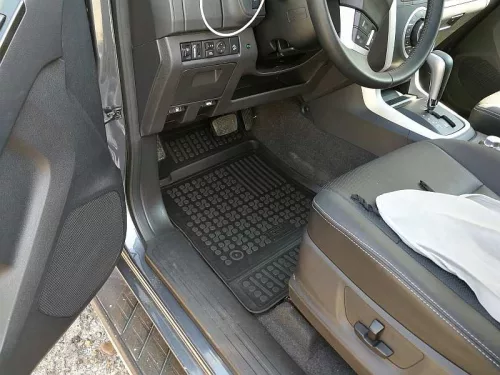 Isuzu D-Max II ( 2012- ) magasperemű Rezaw-Plast Gumiszőnyeg szett (REZAWPLAST-203901)