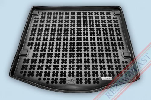 Ford Focus III Sedan ( 2010-2018 ) magasperemű Rezaw-Plast