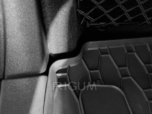 Volvo V60 2018-től Csomagtértálca gumiból