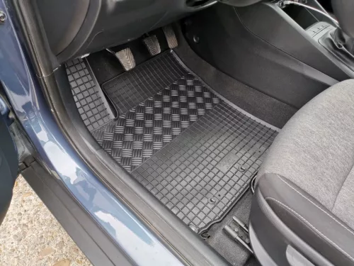 Kia Rio ( 2017- ) Rigum Gumiszőnyeg szett (RIGUM-904079)