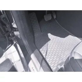 Tesla Model Y 2025-től méretpontos gumiszőnyeg